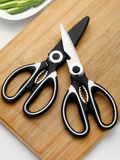 Multifunctional kitchen scissors
